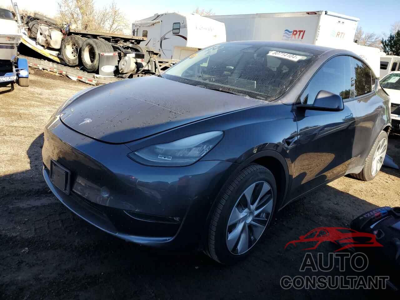 TESLA MODEL Y 2021 - 5YJYGDEE4MF193545