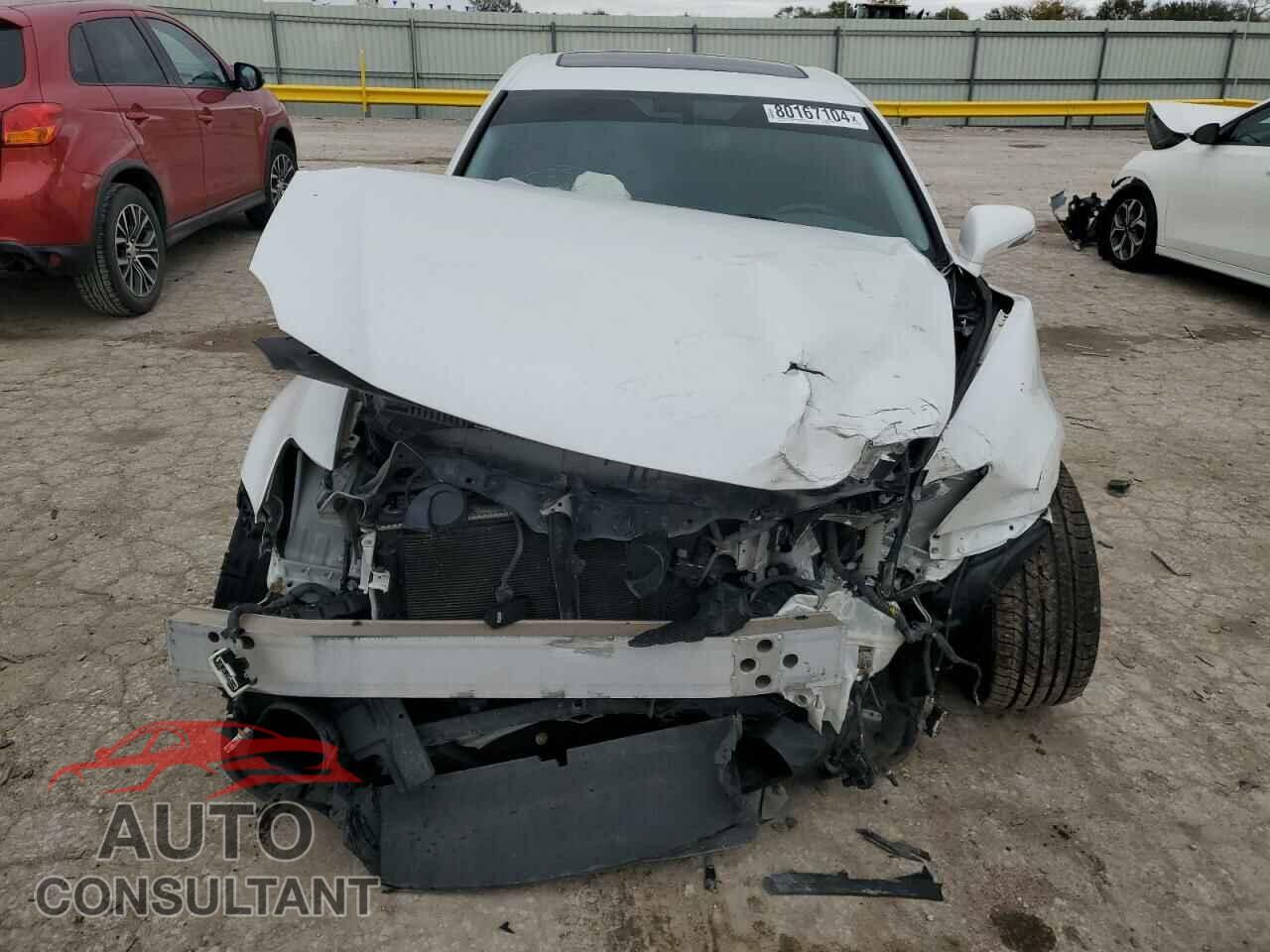 LEXUS IS 2011 - JTHBE5C22B5028245