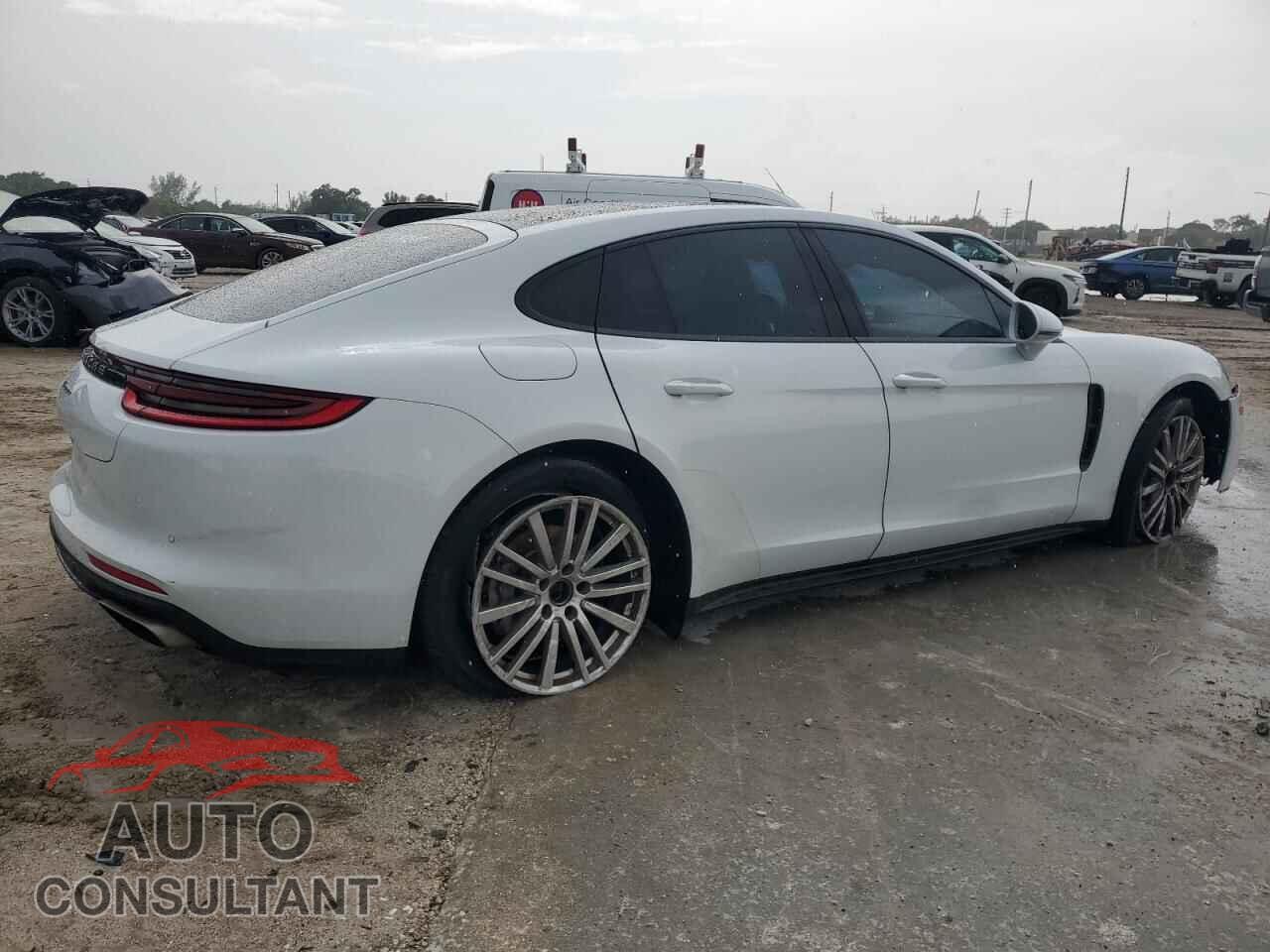 PORSCHE PANAMERA 2018 - WP0AA2A77JL117051