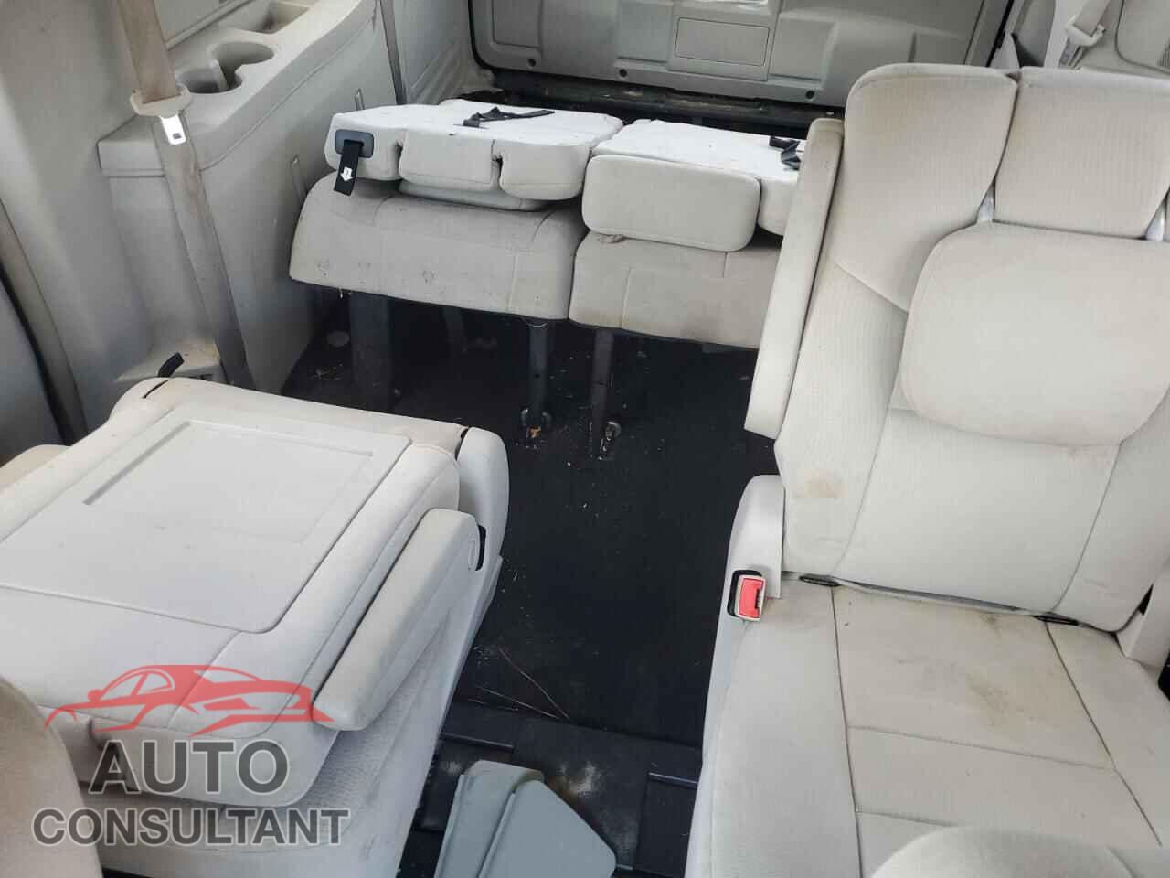 DODGE CARAVAN 2011 - 2D4RN5DG2BR606571