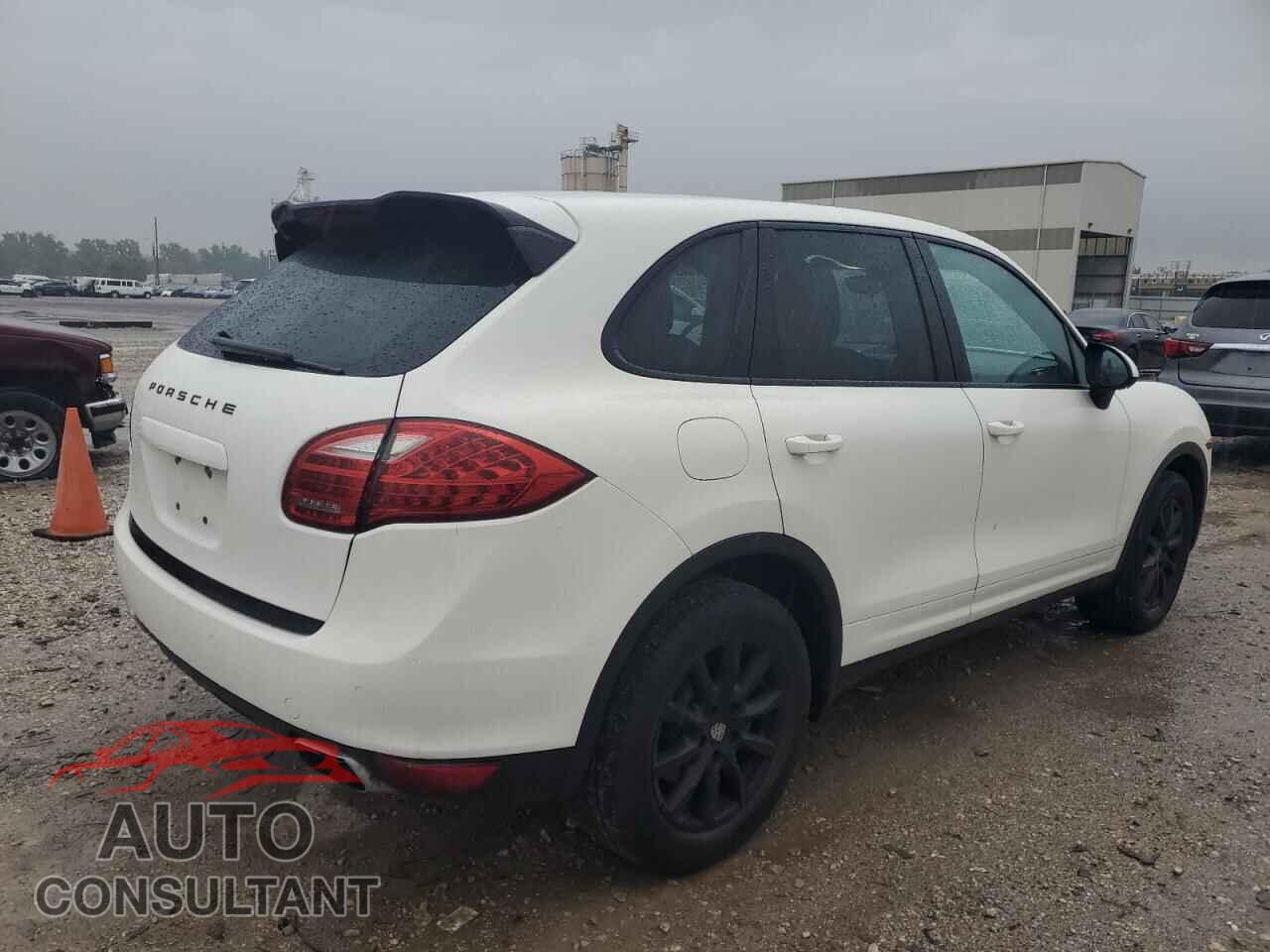 PORSCHE CAYENNE 2012 - WP1AA2A24CLA03739