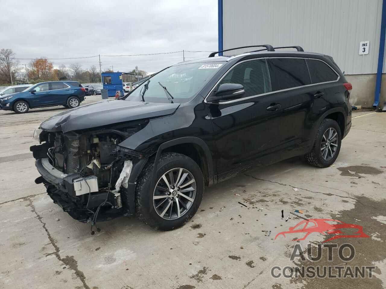 TOYOTA HIGHLANDER 2018 - 5TDKZRFH5JS277810