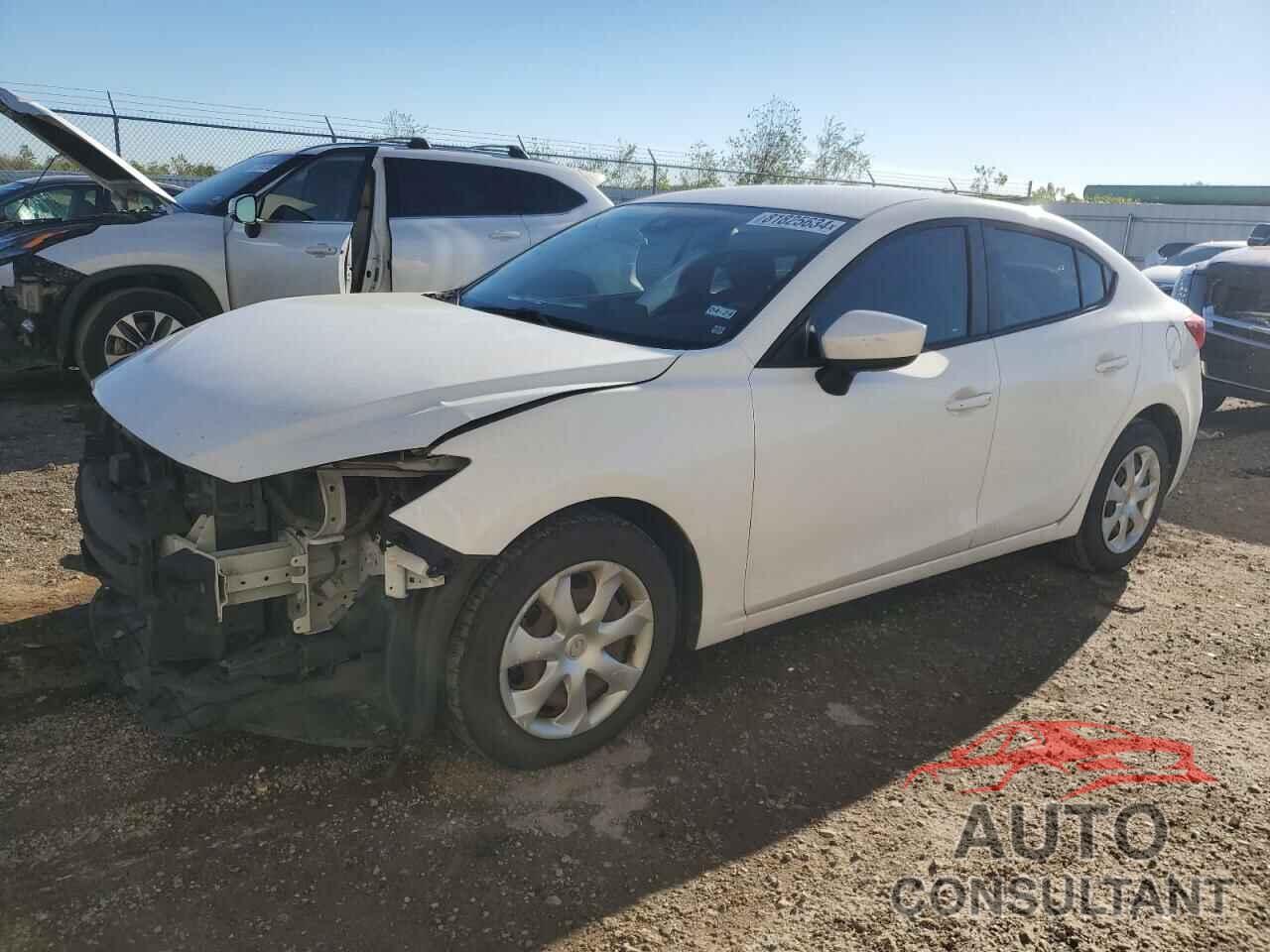 MAZDA 3 2018 - 3MZBN1U78JM159898