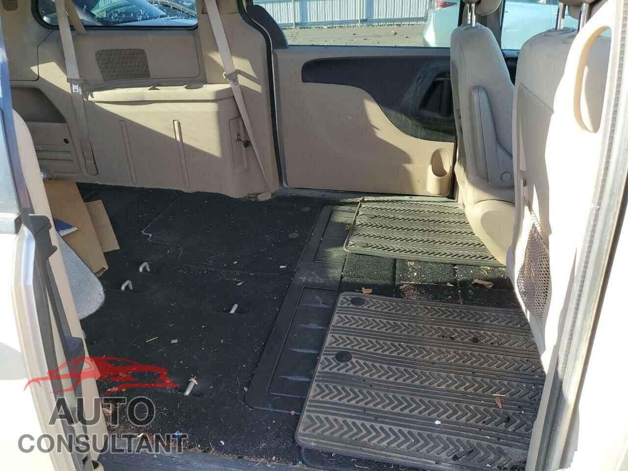 DODGE CARAVAN 2015 - 2C4RDGCGXFR688357