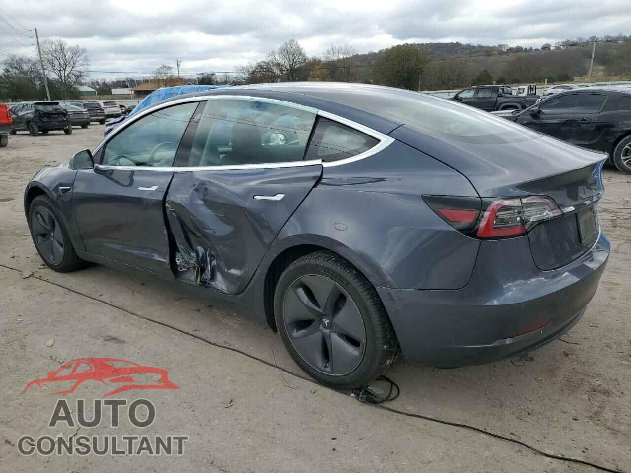 TESLA MODEL 3 2020 - 5YJ3E1EA2LF658236