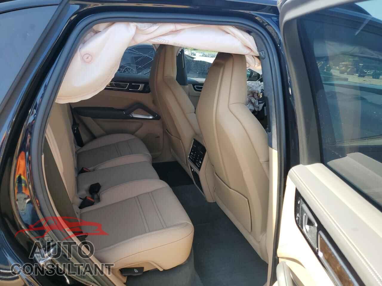 PORSCHE CAYENNE 2023 - WP1AF2AYXPDA20342