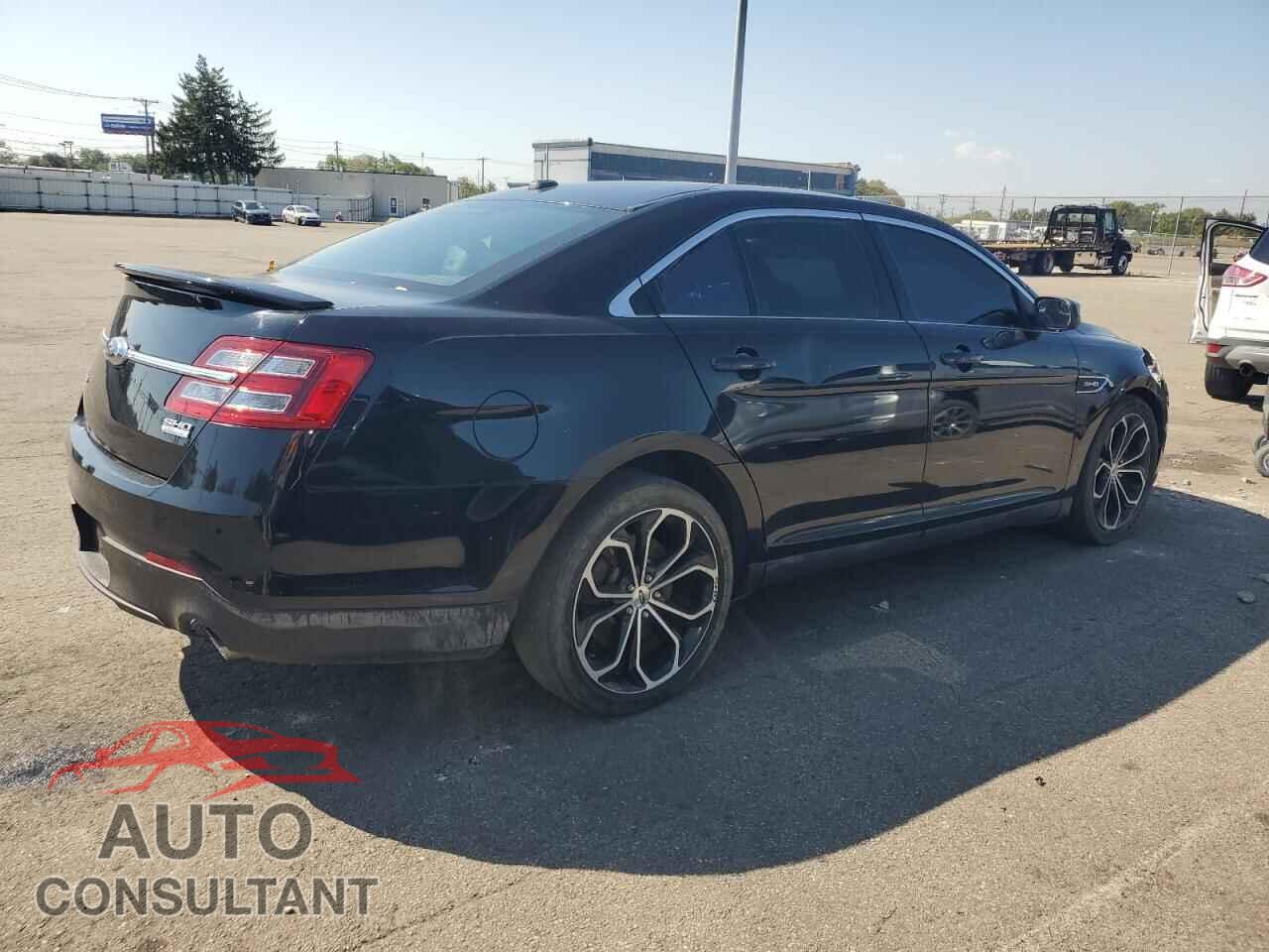 FORD TAURUS 2016 - 1FAHP2KT4GG116276