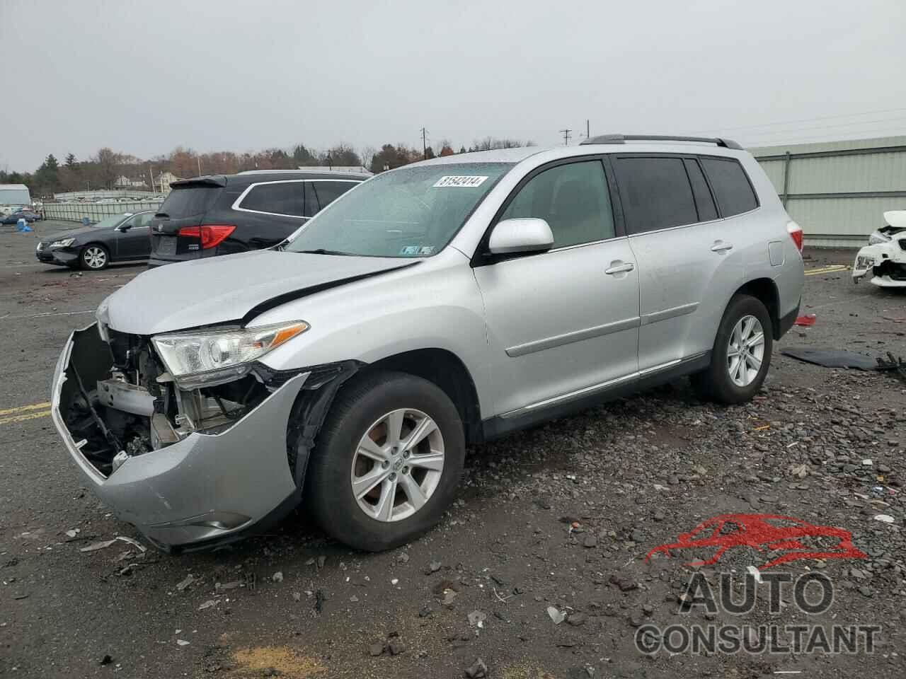 TOYOTA HIGHLANDER 2011 - 5TDBK3EH2BS085328