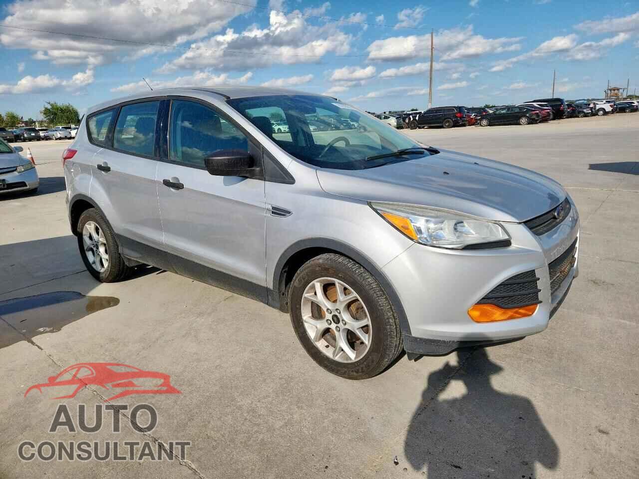 FORD ESCAPE 2015 - 1FMCU0F70FUB22456