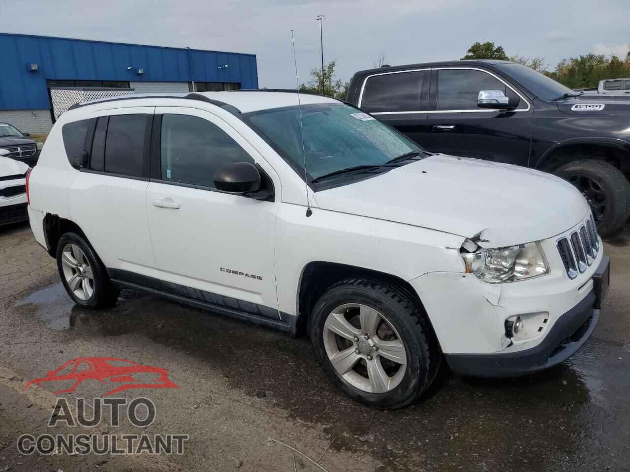 JEEP COMPASS 2011 - 1J4NF1FB3BD249272