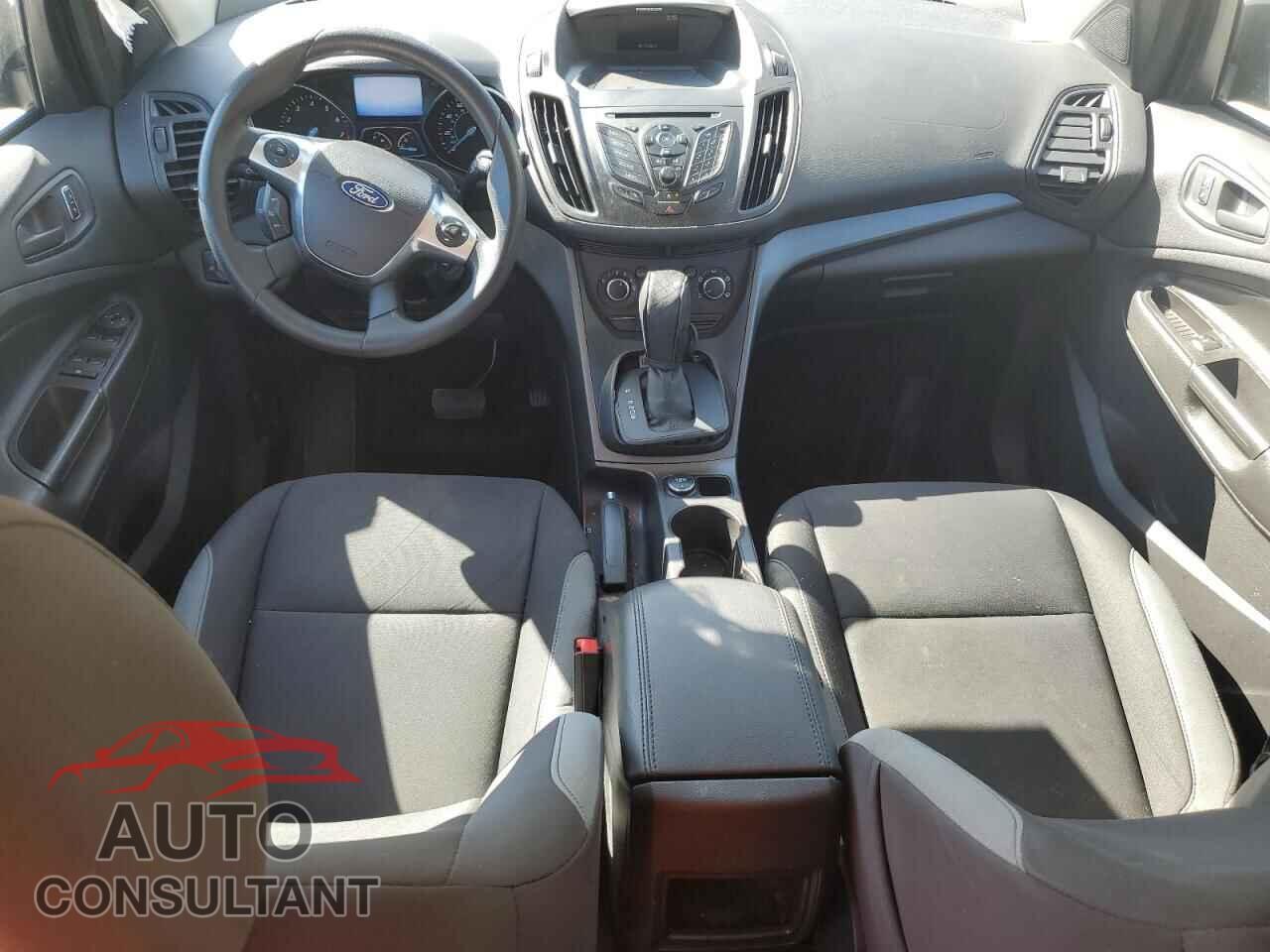 FORD ESCAPE 2016 - 1FMCU0F75GUB52893