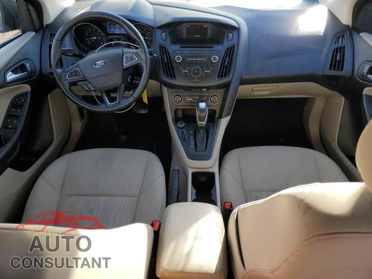 FORD FOCUS 2015 - 1FADP3F23FL334429