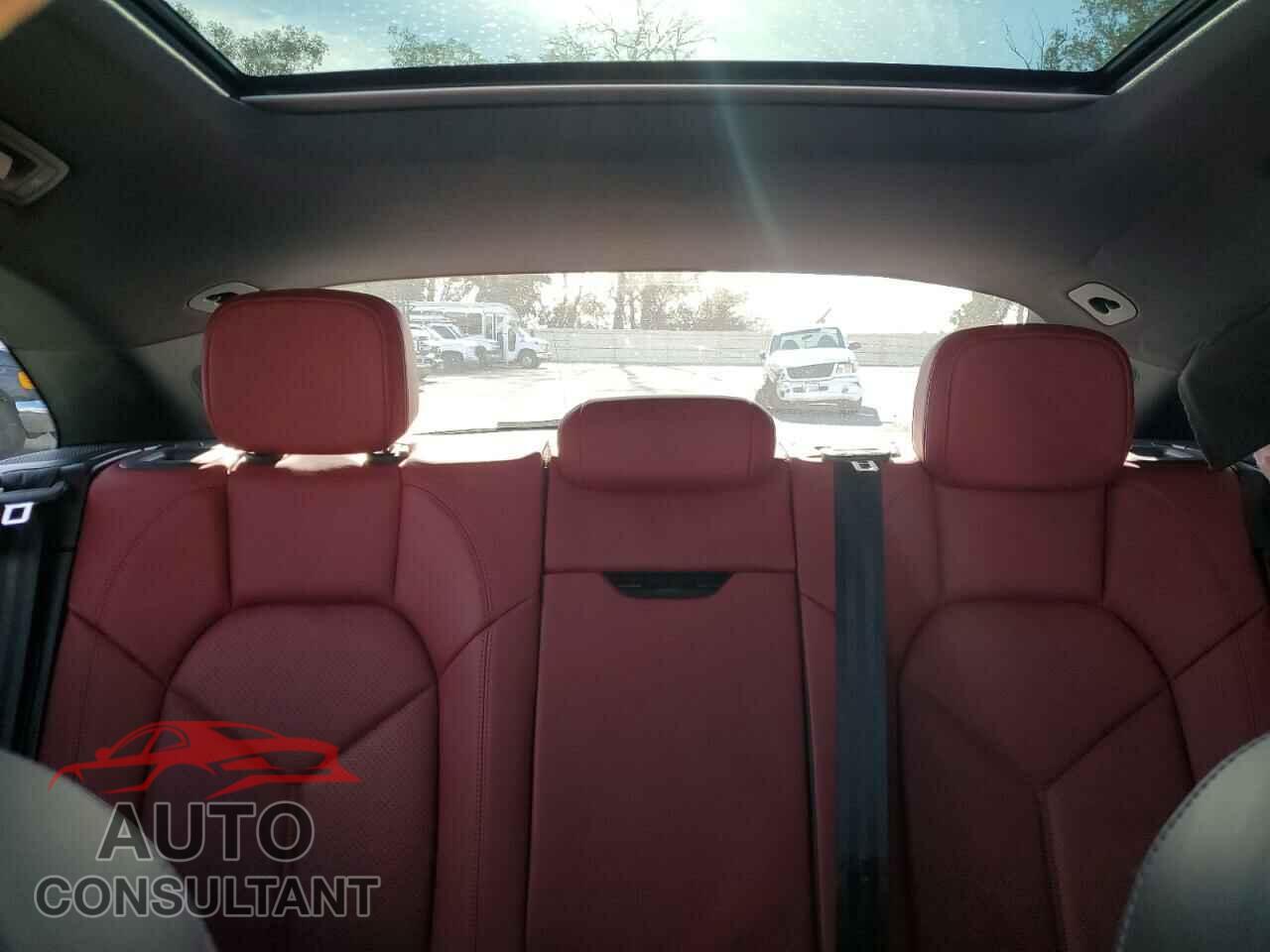 PORSCHE MACAN BASE 2024 - WP1AA2A55RLB08874