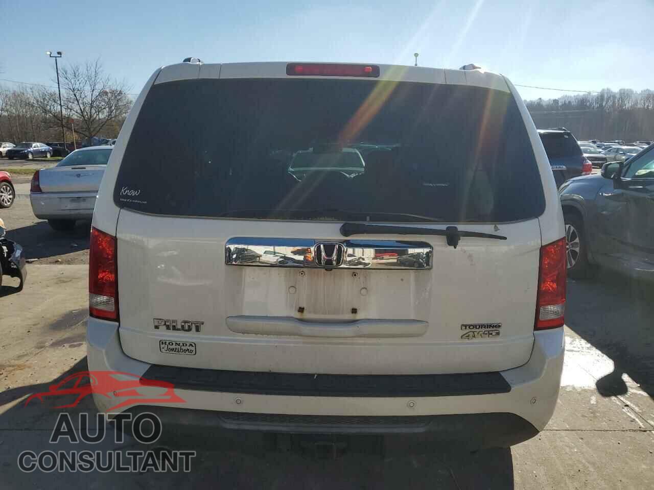 HONDA PILOT 2012 - 5FNYF4H95CB010508