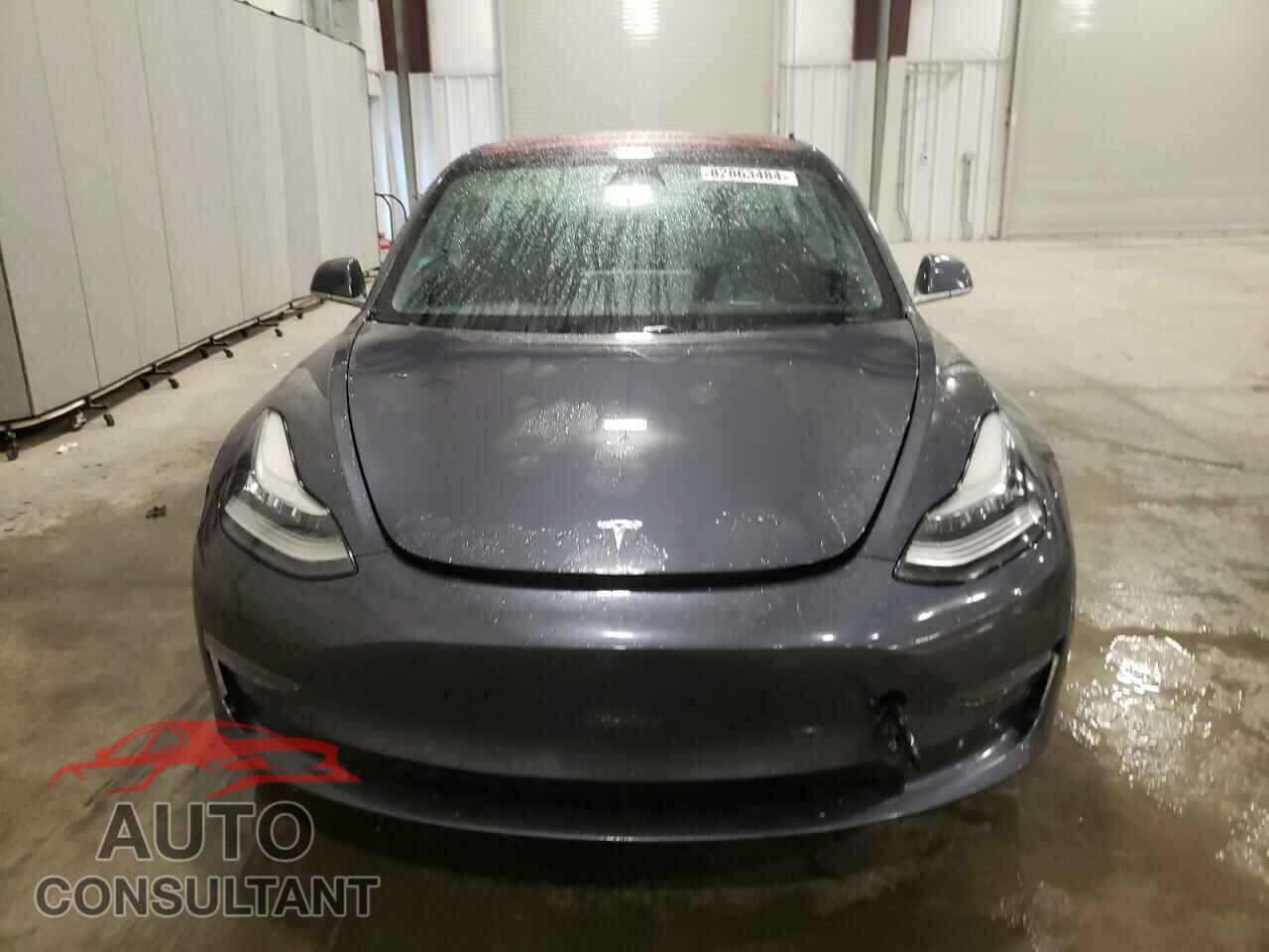 TESLA MODEL 3 2018 - 5YJ3E1EB9JF113995