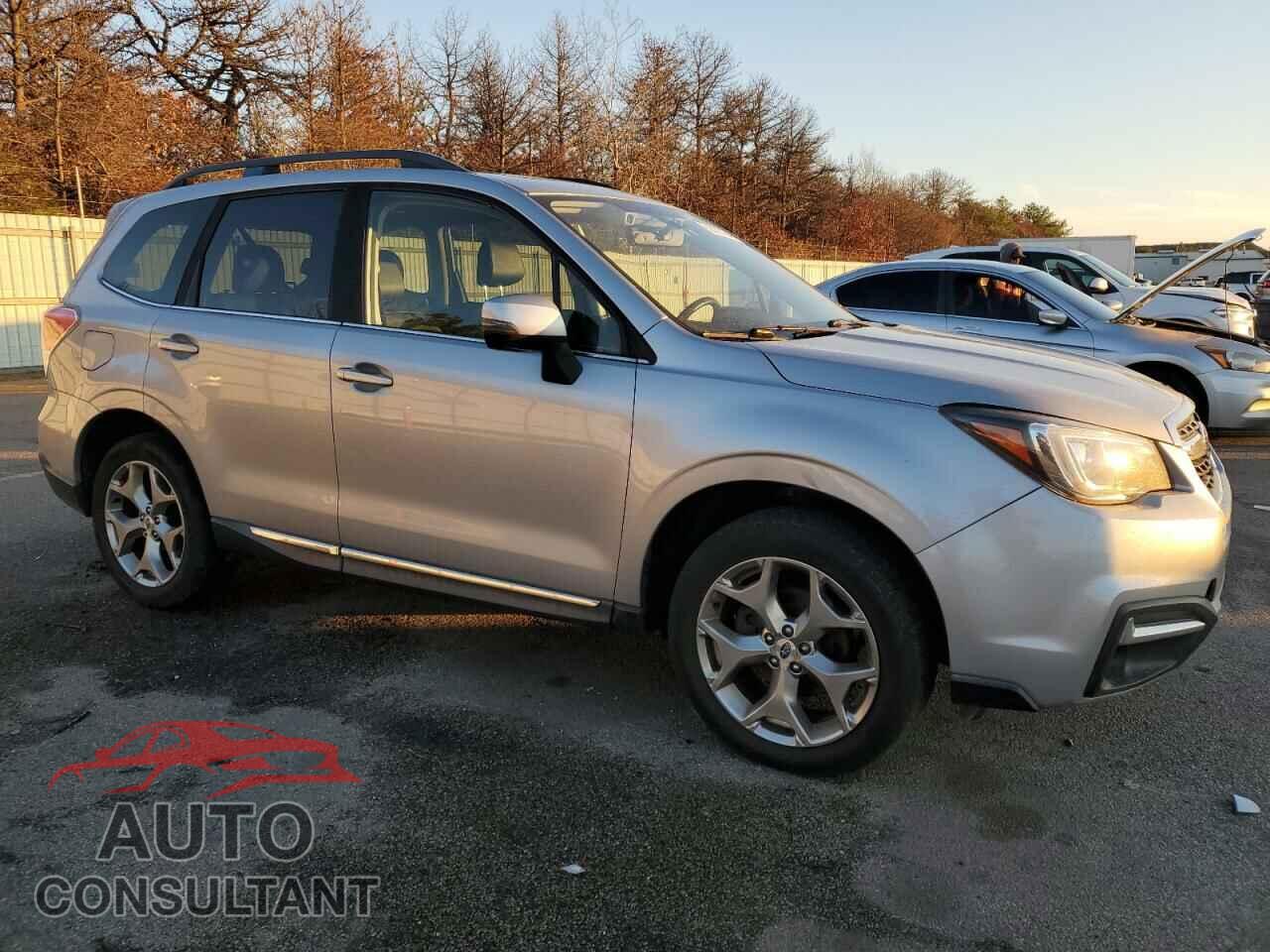 SUBARU FORESTER 2017 - JF2SJAWC1HH445715