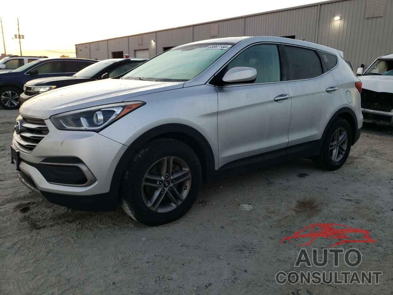 HYUNDAI SANTA FE 2018 - 5XYZTDLB9JG541496