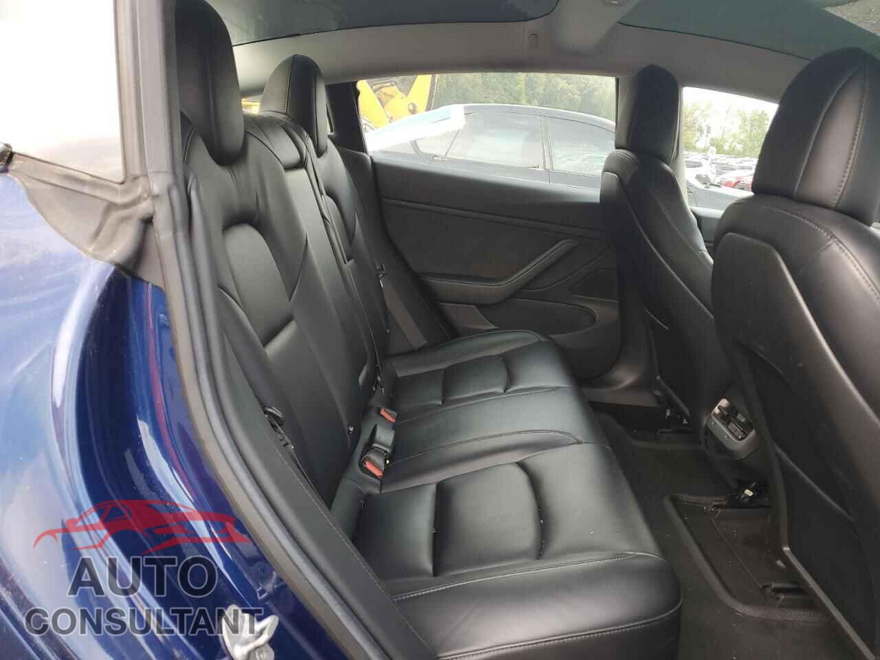 TESLA MODEL 3 2018 - 5YJ3E1EA4JF032653