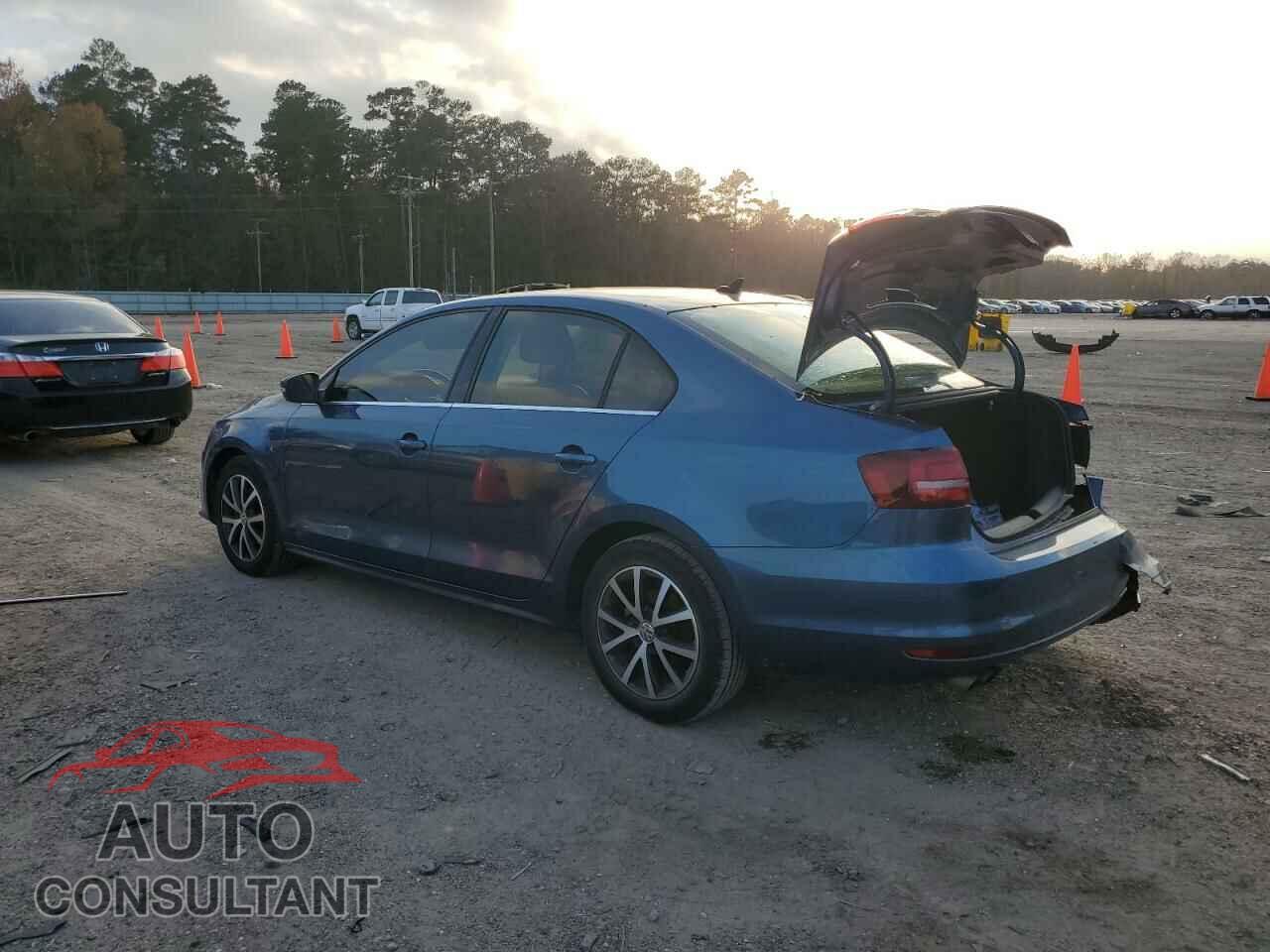 VOLKSWAGEN JETTA 2017 - 3VWDB7AJ9HM281183