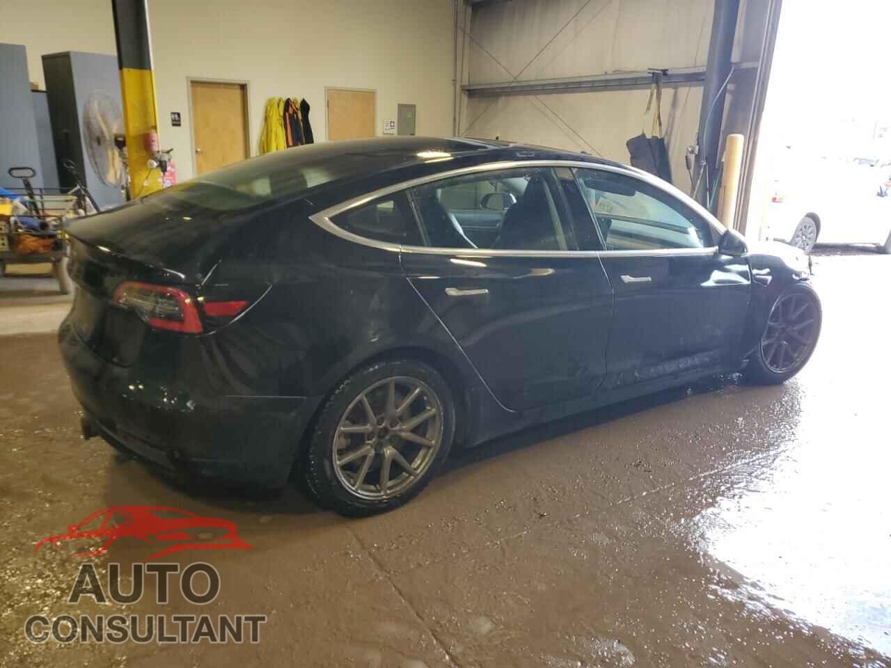 TESLA MODEL 3 2018 - 5YJ3E1EB0JF112461