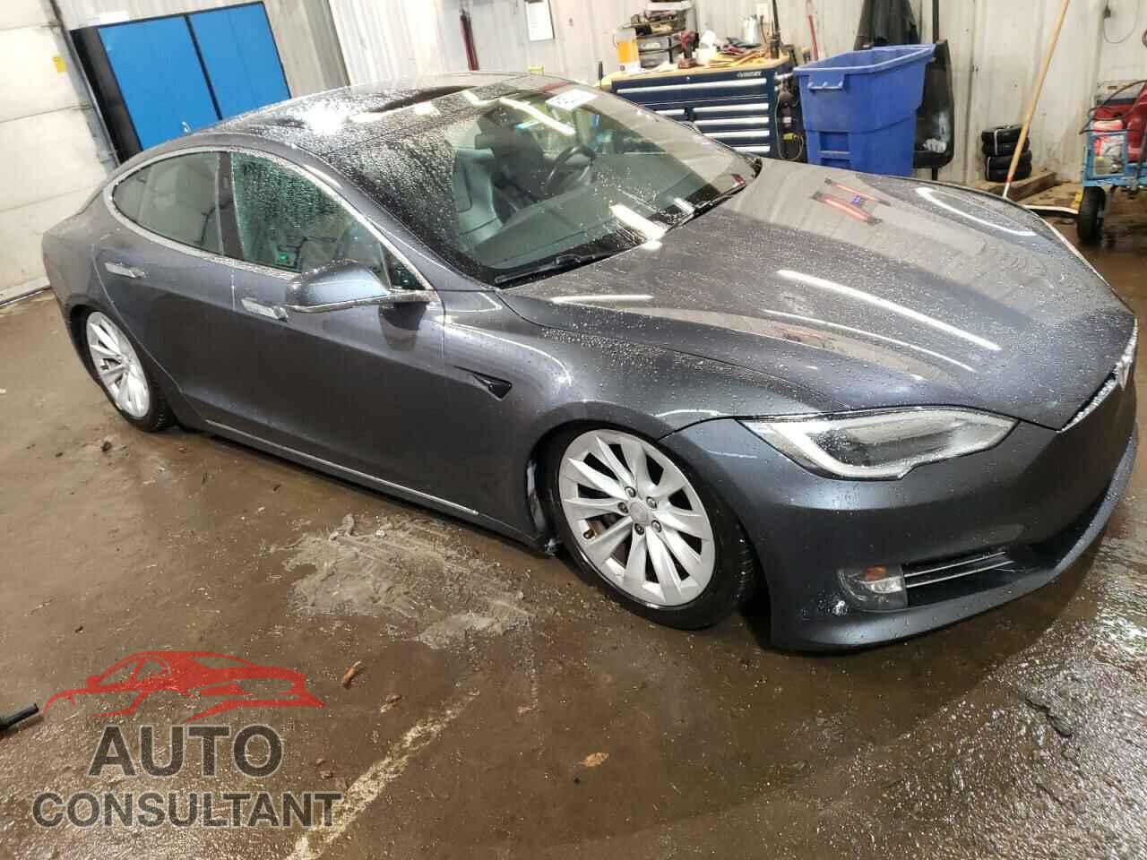 TESLA MODEL S 2017 - 5YJSA1E25HF205252