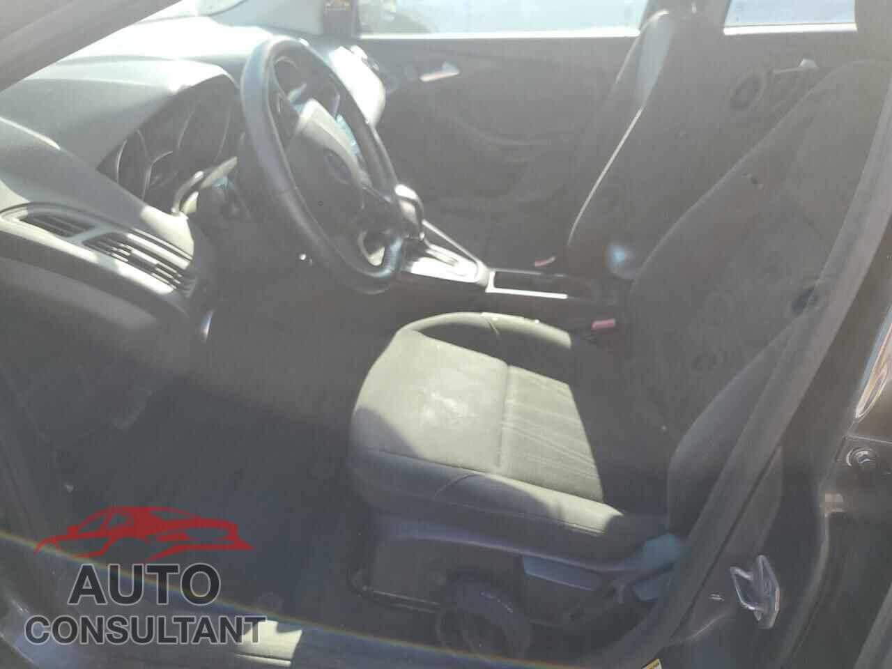 FORD FOCUS 2016 - 1FADP3K25GL292983