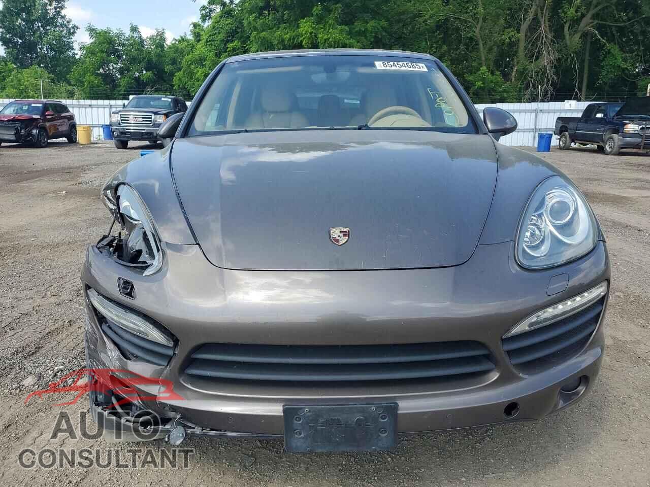 PORSCHE CAYENNE 2011 - WP1AB2A28BLA45231