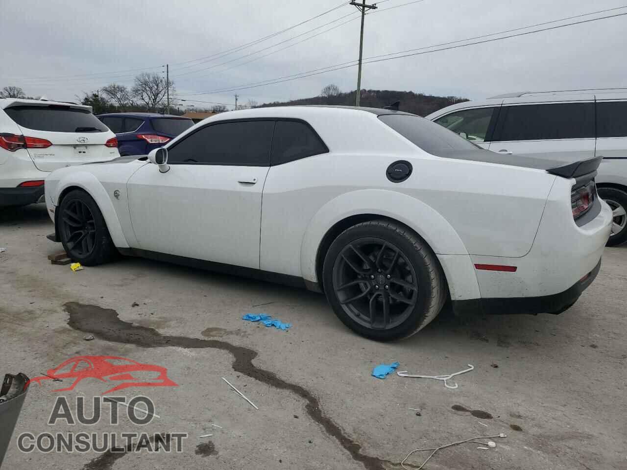 DODGE CHALLENGER 2018 - 2C3CDZC90JH332456