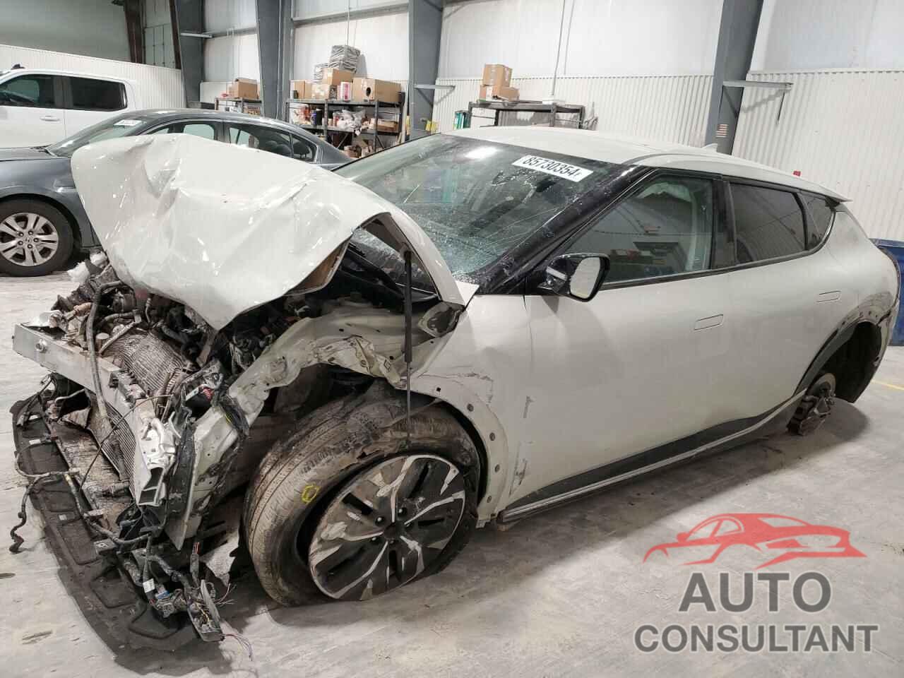 KIA EV6 LIGHT 2022 - KNDC3DLC7N5058876