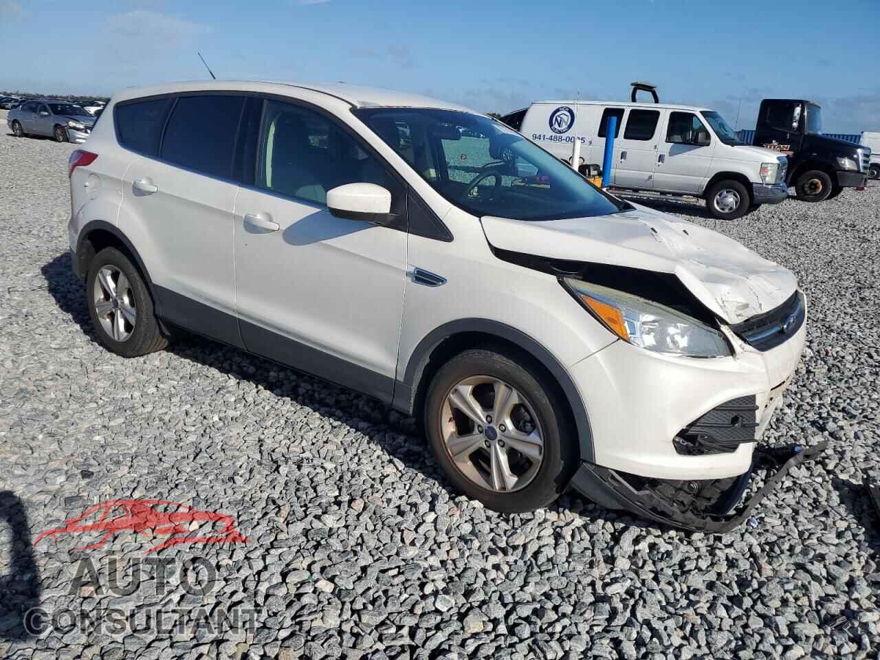 FORD ESCAPE 2016 - 1FMCU0GX3GUC33406