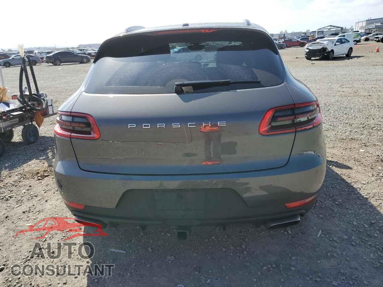 PORSCHE MACAN 2018 - WP1AA2A55JLB21533