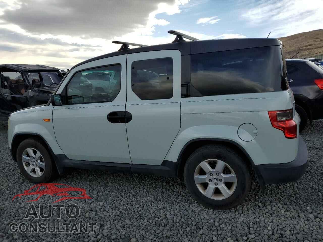 HONDA ELEMENT 2011 - 5J6YH1H79BL000559