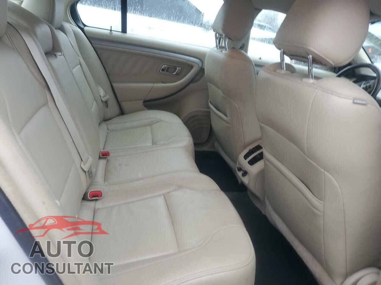 FORD TAURUS 2013 - 1FAHP2E85DG214767