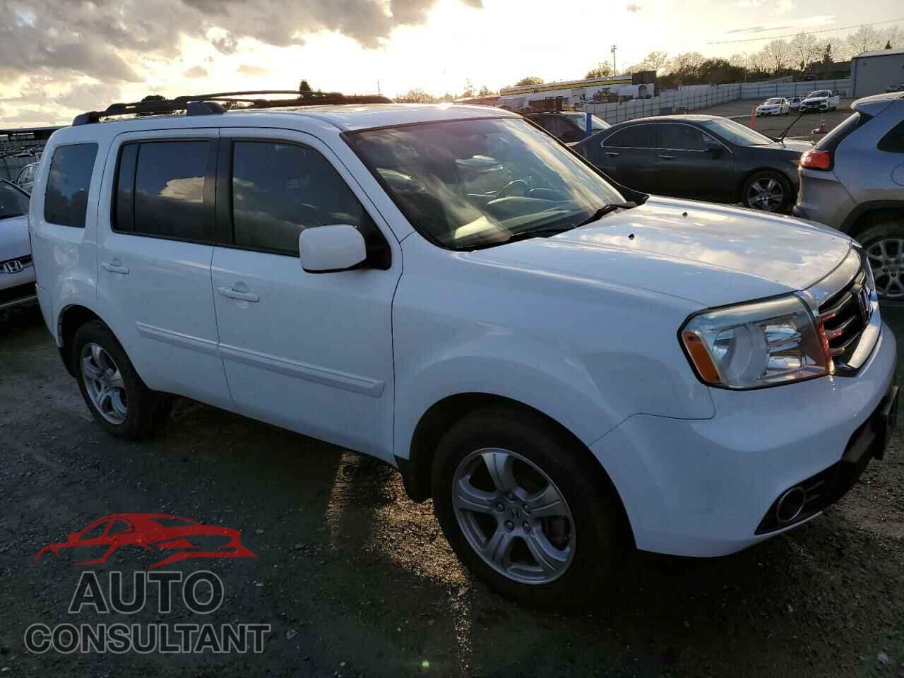 HONDA PILOT 2013 - 5FNYF3H64DB034509