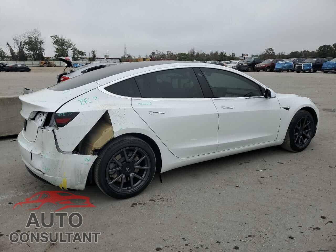 TESLA MODEL 3 2020 - 5YJ3E1EA4LF504790