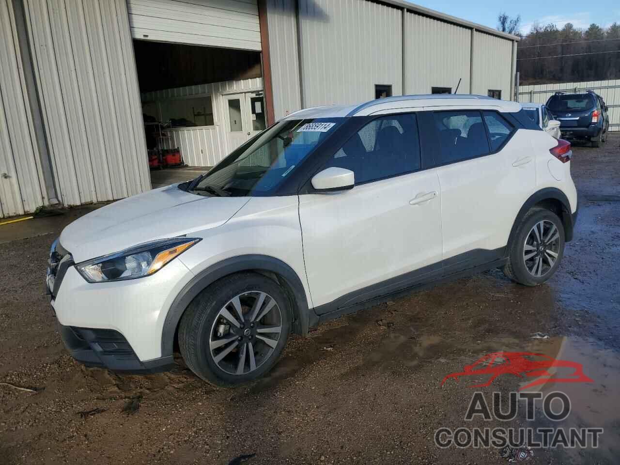 NISSAN KICKS 2018 - 3N1CP5CU3JL513626