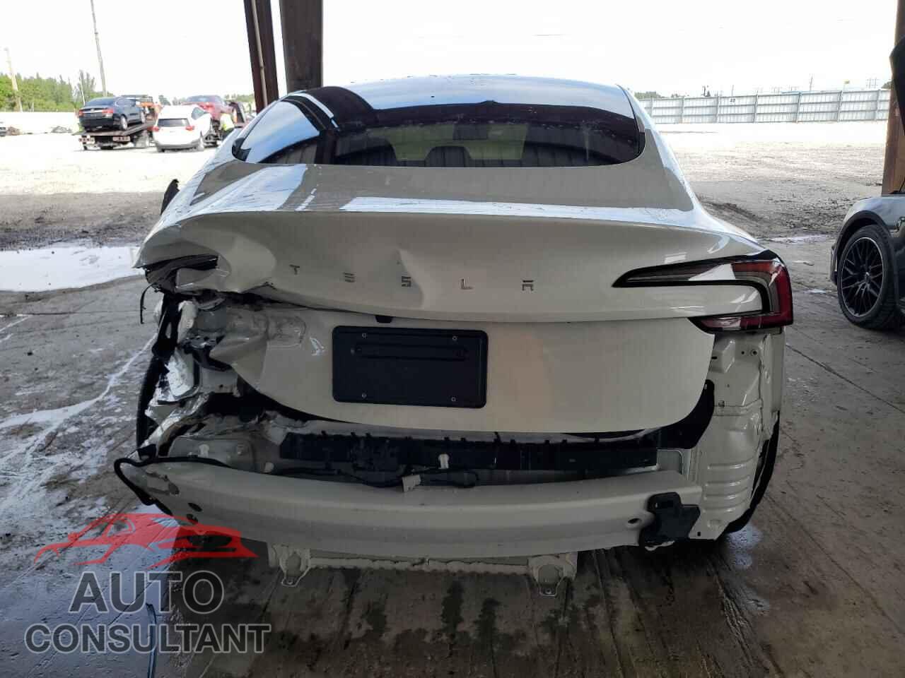 TESLA MODEL 3 2025 - 5YJ3E1EA1SF986357