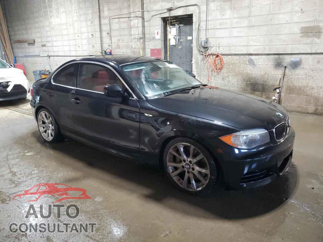 BMW 1 SERIES 2012 - WBAUC9C56CVM13260