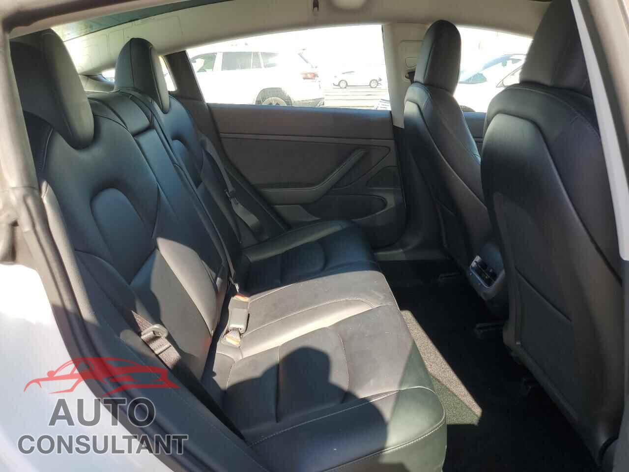 TESLA MODEL 3 2019 - 5YJ3E1EAXKF483409