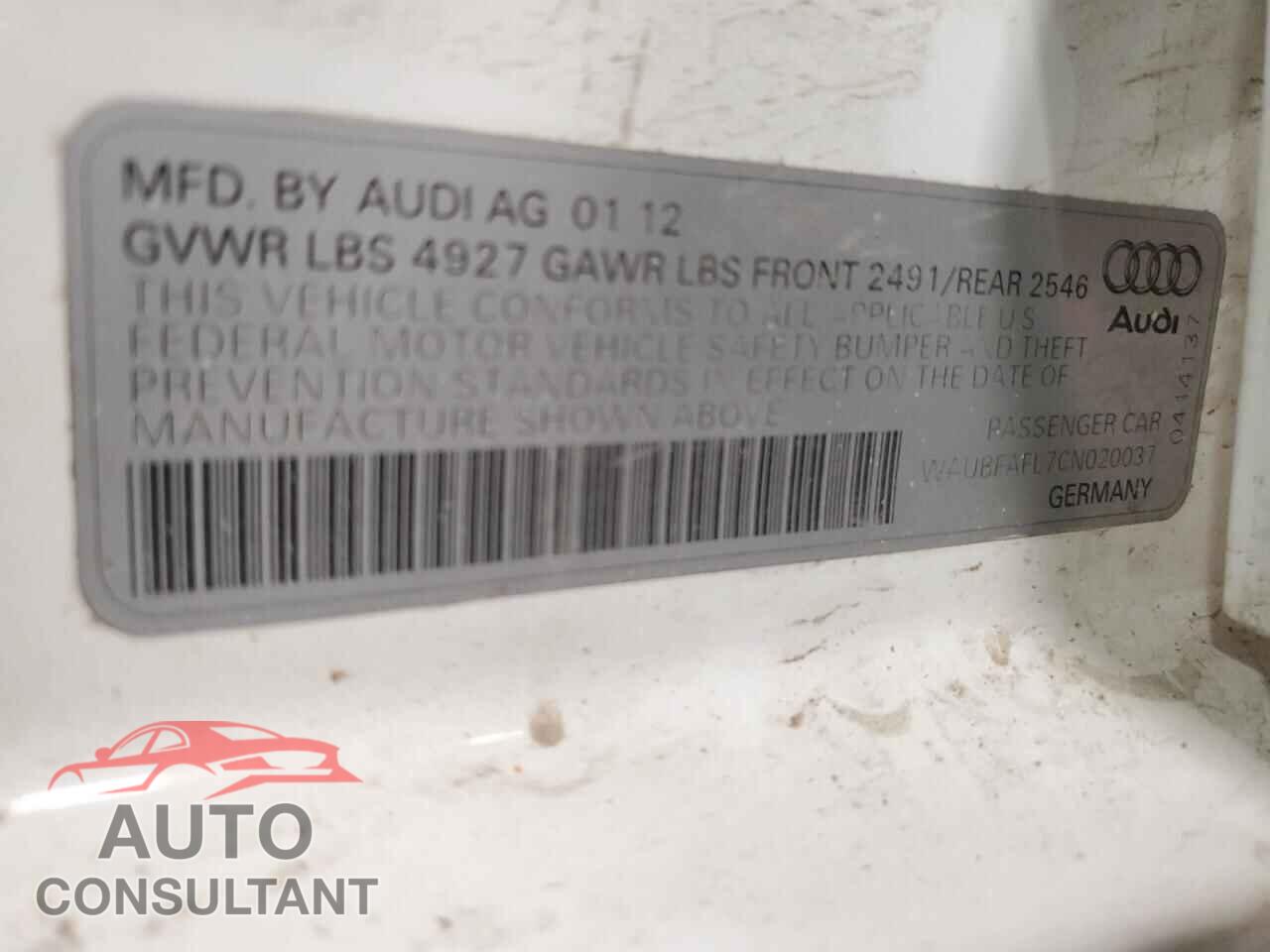 AUDI A4 2012 - WAUBFAFL7CN020037
