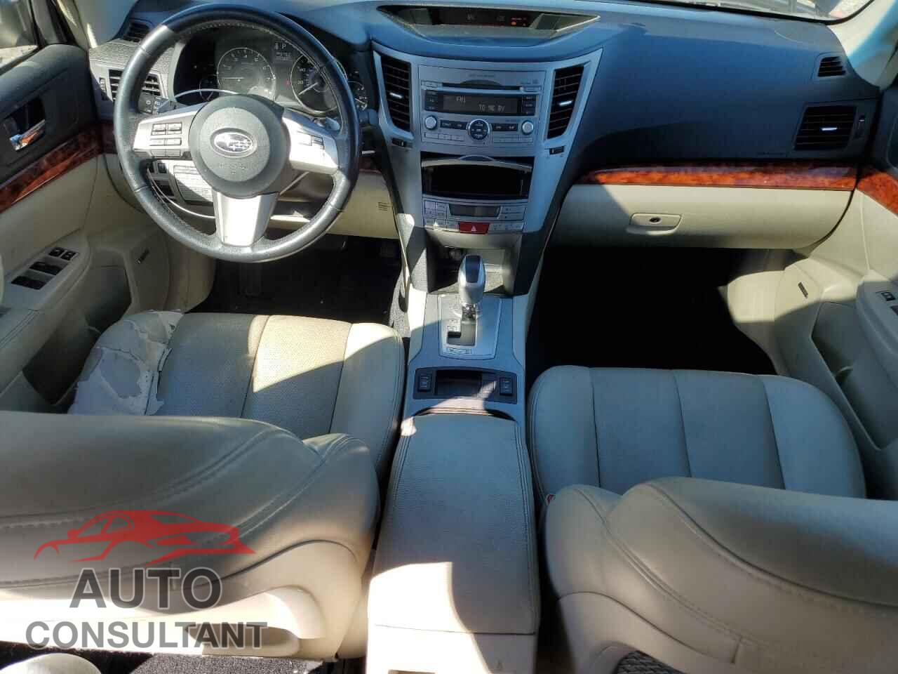 SUBARU OUTBACK 2010 - 4S4BRBKC5A3335364