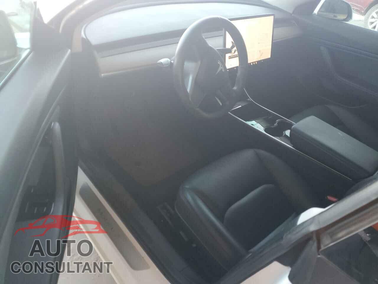 TESLA MODEL 3 2018 - 5YJ3E1EA9JF098714