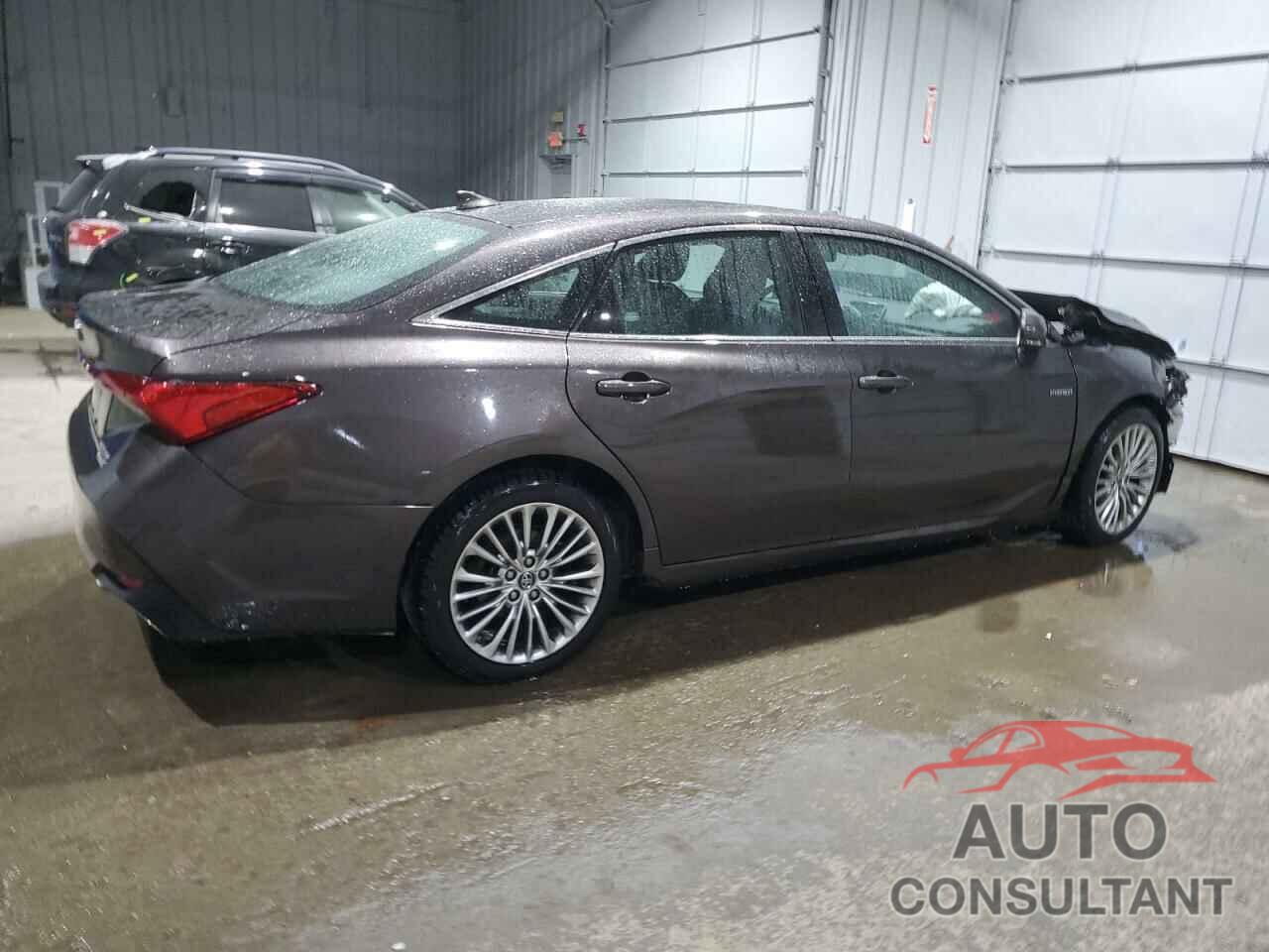 TOYOTA AVALON 2019 - 4T1B21FB2KU002891