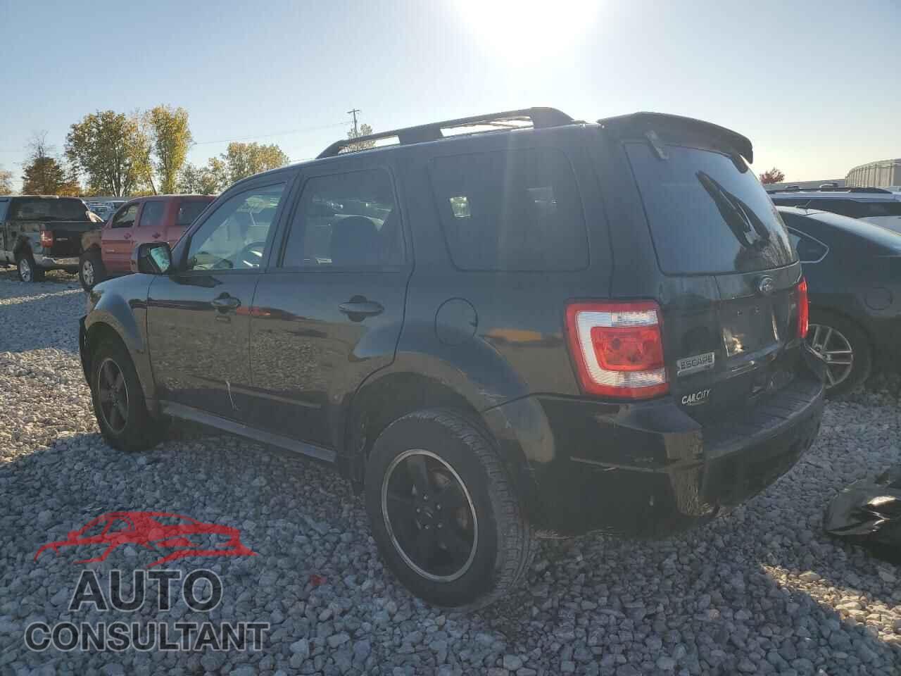 FORD ESCAPE 2011 - 1FMCU0D77BKB67824