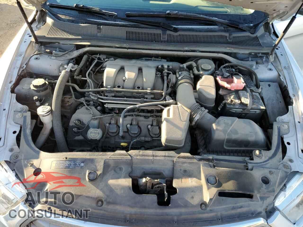 FORD TAURUS 2016 - 1FAHP2E81GG118218