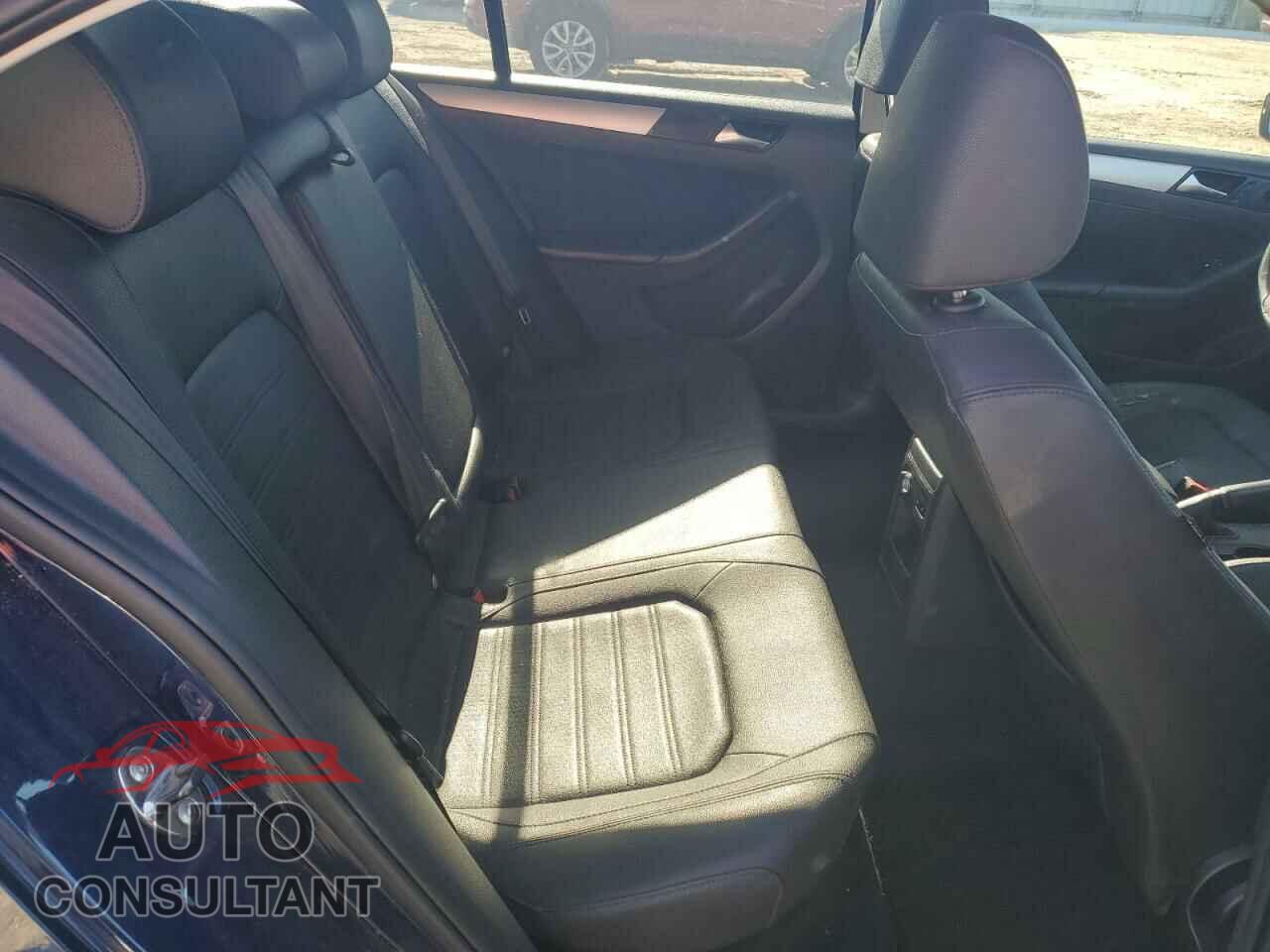 VOLKSWAGEN JETTA 2012 - 3VWLL7AJ5CM394775