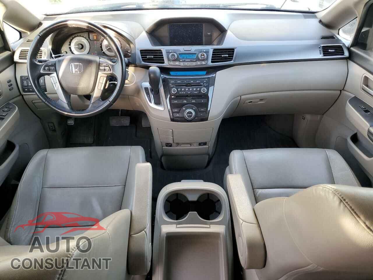 HONDA ODYSSEY 2013 - 5FNRL5H95DB064038