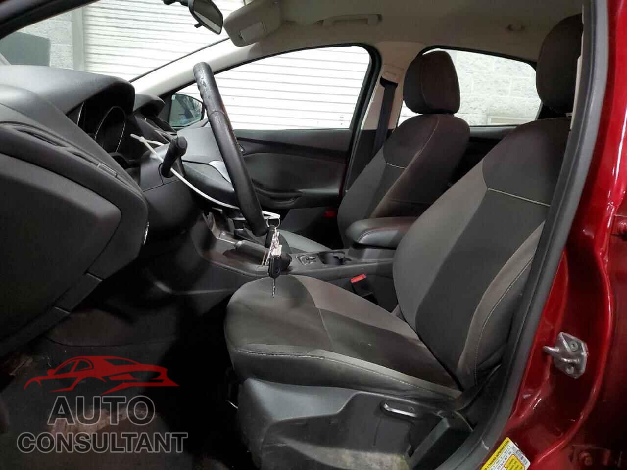 FORD FOCUS 2014 - 1FADP3F21EL413581