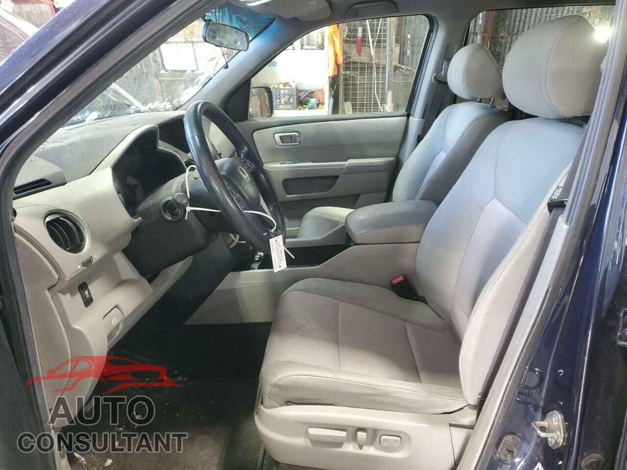HONDA PILOT 2012 - 5FNYF4H47CB050660