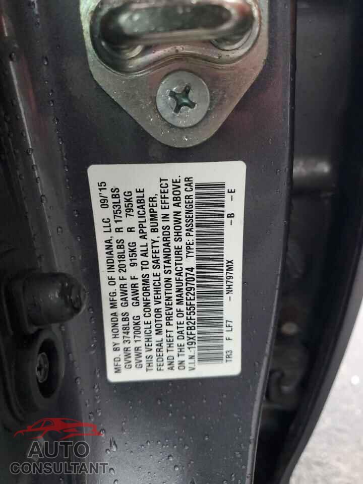 HONDA CIVIC 2015 - 19XFB2F55FE297074